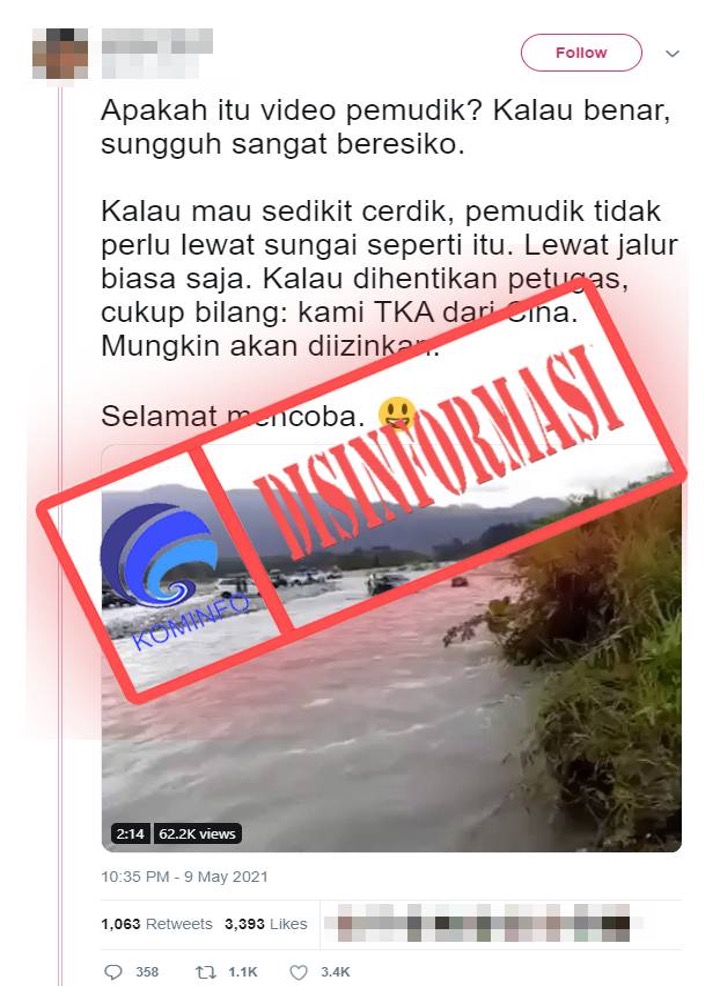 Video Mobil Pemudik Nekat Seberangi Sungai