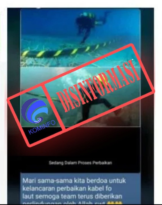 Foto Perbaikan Kabel Internet Bawah Laut IndiHome